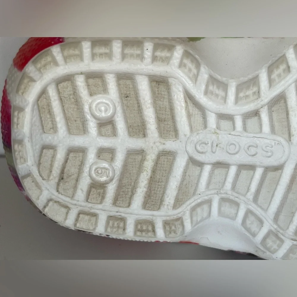 CROCS Toddler Fleece/Fur/Fuzzy lined shoes 5C